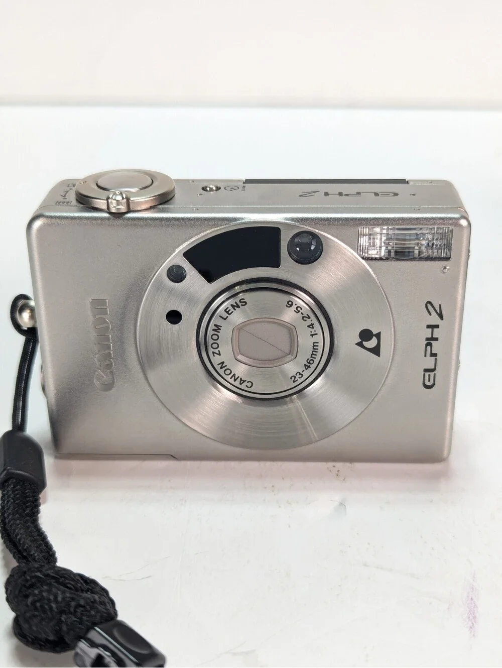 Canon Elph 2 Digital Film Camera Case & Battery Works Not Film Tested
